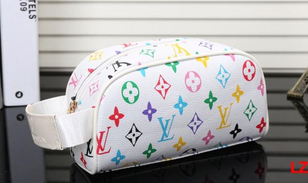 2018 New Women Leather Bags Fashion Waist Bag Shoulder Bags Men's Famous Brand Logo Chest Bag Handbags Totes Purse Clutch 01
2018 New Women Leather Bags Fashion Waist Bag Shoulder Bags Men's Famous Brand Logo Chest Bag Handbags Totes Purse Clutch 01