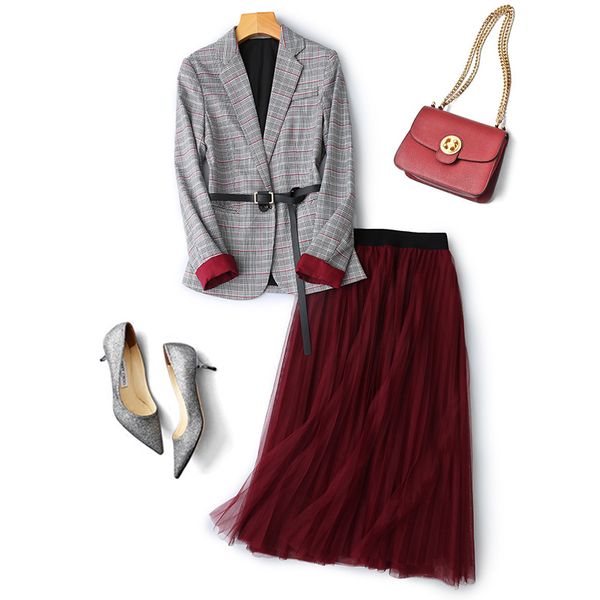 designer runway suit women autumn elegant office lady two piece outfits plaid blazer tulle skirt suit sets, White;black
designer runway suit women autumn elegant office lady two piece outfits plaid blazer tulle skirt suit sets, White;black