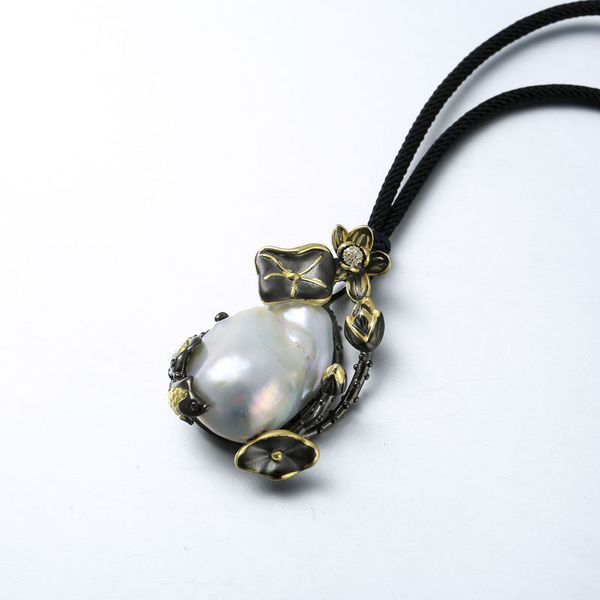 s925 sterling silver baroque shaped natural pearl electric black yellow craft vintage thai silver pendant factory wholesale
s925 sterling silver baroque shaped natural pearl electric black yellow craft vintage thai silver pendant factory wholesale