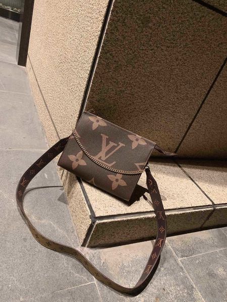 luxury fashion women designer shoulder bags model 0729 
luxury fashion women designer shoulder bags model 0729