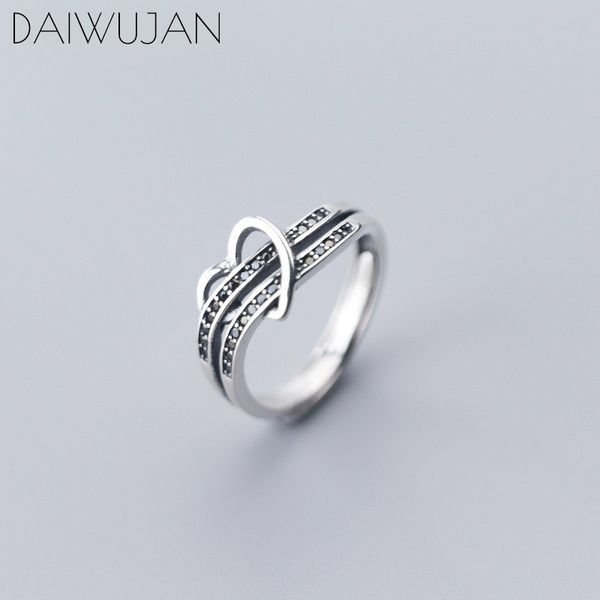 daiwujan vintage 925 sterling silver two line black crystal thai silver heart retro open rings for women party fine jewelry, Golden;silver
daiwujan vintage 925 sterling silver two line black crystal thai silver heart retro open rings for women party fine jewelry, Golden;silver