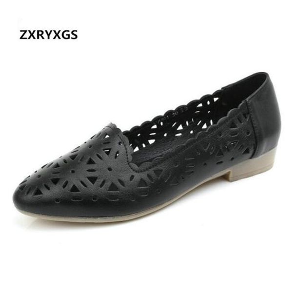 2019 new fashion hollow cow leather shoes woman summer sandals large size comfort women flat shoes non-slip soft women sandals, Black
2019 new fashion hollow cow leather shoes woman summer sandals large size comfort women flat shoes non-slip soft women sandals, Black