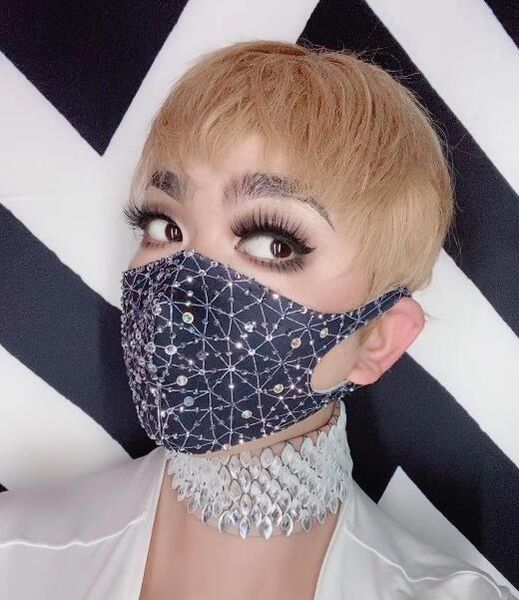 fashion design rhinestones masks stage costume performance part club cosplay singer costume stones face wear, Black;red
fashion design rhinestones masks stage costume performance part club cosplay singer costume stones face wear, Black;red