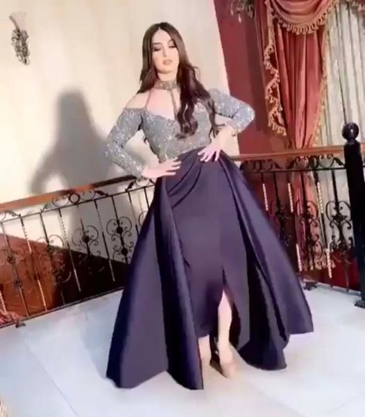 new arrival vestidos de formature high collar sequin lace long sleeve pleated prom dresses with overskirt, White;black
new arrival vestidos de formature high collar sequin lace long sleeve pleated prom dresses with overskirt, White;black