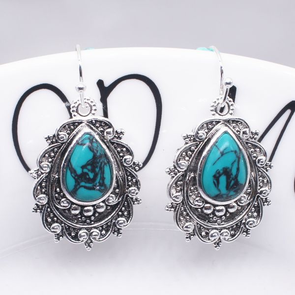 retro drop-shaped green stone women earrings exaggerated chic geometric dangle earrings fashion banquet party jewelry dropship, Silver
retro drop-shaped green stone women earrings exaggerated chic geometric dangle earrings fashion banquet party jewelry dropship, Silver