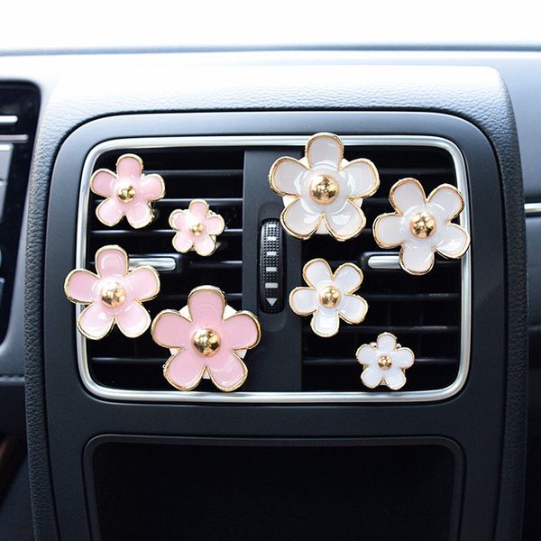 4 pieces set car interior accessories ornament small daisy outlet decoration fragrance container
4 pieces set car interior accessories ornament small daisy outlet decoration fragrance container