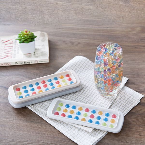 icicles ice-making box lovely with cover round ice mold creative refrigerator spherical mold household kitchen bar counter hot
icicles ice-making box lovely with cover round ice mold creative refrigerator spherical mold household kitchen bar counter hot