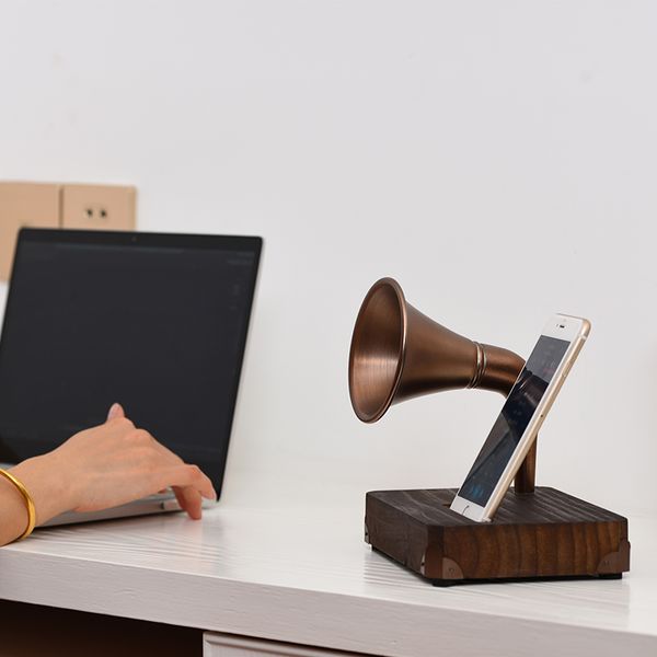 fashion loudspeakers universal of charge loud-speaker vintage style gramophone phone loudspeaker handicrafts none charge
fashion loudspeakers universal of charge loud-speaker vintage style gramophone phone loudspeaker handicrafts none charge