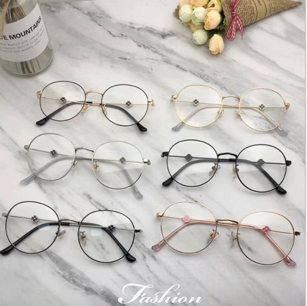 thin frame flat mirror student's myopic glasses frame anti-blue glasses, White;black
thin frame flat mirror student's myopic glasses frame anti-blue glasses, White;black