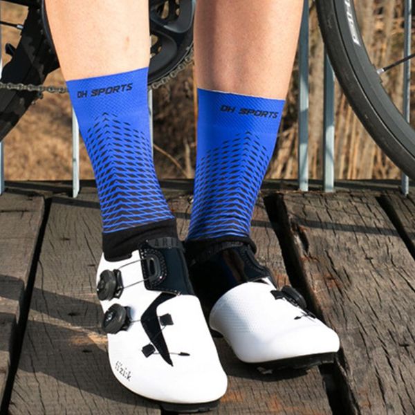 mounchain socks on for riding cycling basketball running knee-high socks sweat absorption cotton integral cycling, Black
mounchain socks on for riding cycling basketball running knee-high socks sweat absorption cotton integral cycling, Black