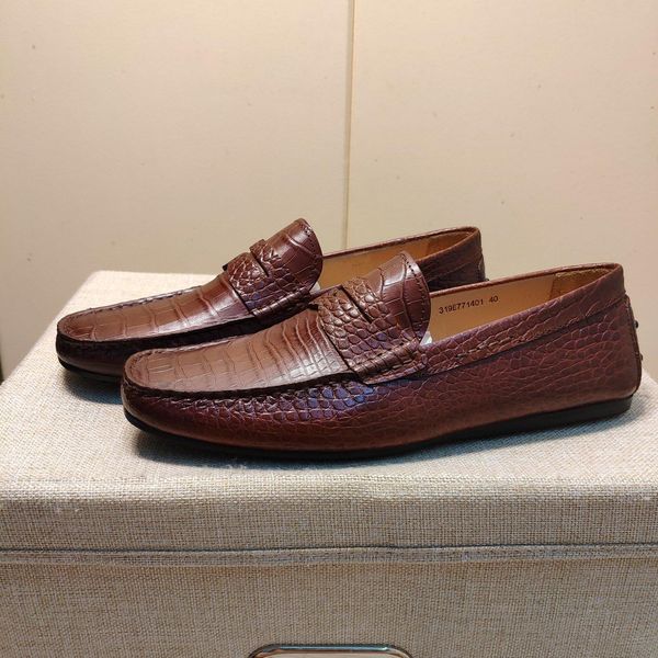 new style luxury men's casual formal wear leather shoes fashion brand classic retro men's shoes atmospheric design men's must, Black
new style luxury men's casual formal wear leather shoes fashion brand classic retro men's shoes atmospheric design men's must, Black
