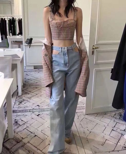 women's jeans symmetry hollow out of fund 2021 autumn hole dew through tall waist light blue wide-legged pants
women's jeans symmetry hollow out of fund 2021 autumn hole dew through tall waist light blue wide-legged pants