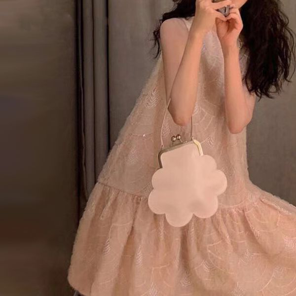lovely flower shape shoulder bag metal clip party handbag crossbody messenger bags for women 2020 bolsa de hombro
lovely flower shape shoulder bag metal clip party handbag crossbody messenger bags for women 2020 bolsa de hombro
