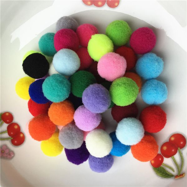 приблизительно 20 мм цвет смешивания pompom fur craft diy мягкая pom poms свадьба / домашнее украшение пришивания ткань аксессуары
приблизительно 20 мм цвет смешивания pompom fur craft diy мягкая pom poms свадьба / домашнее украшение пришивания ткань аксессуары