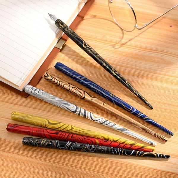 мраморное дерево манга каллиграфия dip pen держатель с 6 перьями для надписи skiching
мраморное дерево манга каллиграфия dip pen держатель с 6 перьями для надписи skiching