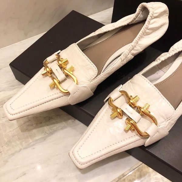 designer womens casual shoes horse buckle pointed toe witchs shoes shallow mouth loafers vintage metal buckle soft leather leather cats heel, Black
designer womens casual shoes horse buckle pointed toe witchs shoes shallow mouth loafers vintage metal buckle soft leather leather cats heel, Black