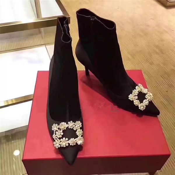 winter new 2019 short ankle boots women pointed toe side zip elegant lady bootas chic bling flowers crystal buckle boot femme, Black
winter new 2019 short ankle boots women pointed toe side zip elegant lady bootas chic bling flowers crystal buckle boot femme, Black