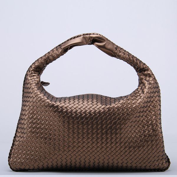 new celebrity ladies woven leather handbag criss-cross hobo dumplings bag women's knitting casual tote
new celebrity ladies woven leather handbag criss-cross hobo dumplings bag women's knitting casual tote