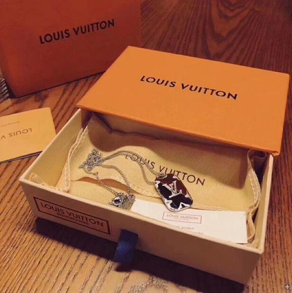 2020 fashion pendant necklace designers letter pendant necklace mens womens honorable woman necklace ladys pendant jewelry gift wli box, Silver
2020 fashion pendant necklace designers letter pendant necklace mens womens honorable woman necklace ladys pendant jewelry gift wli box, Silver