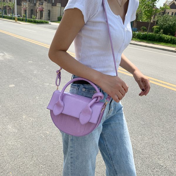2020 новых женщин сумки на ремне западной кореи mini сумка плеча мода цепи crossbody saddle
2020 новых женщин сумки на ремне западной кореи mini сумка плеча мода цепи crossbody saddle