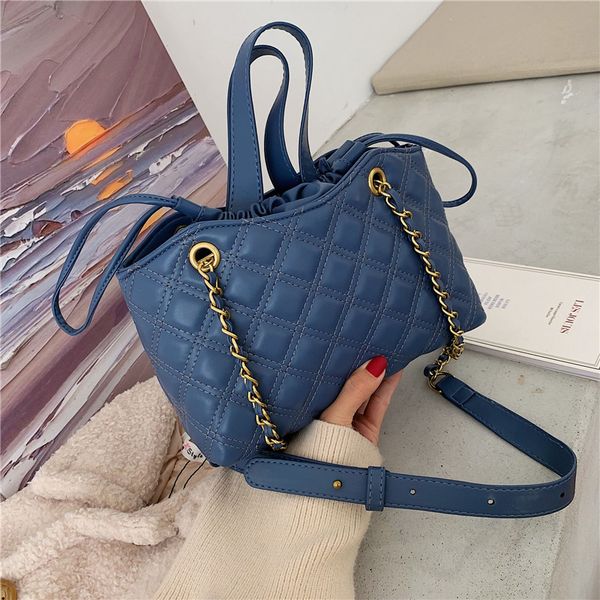 2019 New Plaid Fashion Leather Bucket Tote Bags for ladies Cross body Purse Wide Strap bags baojiang/9
2019 New Plaid Fashion Leather Bucket Tote Bags for ladies Cross body Purse Wide Strap bags baojiang/9