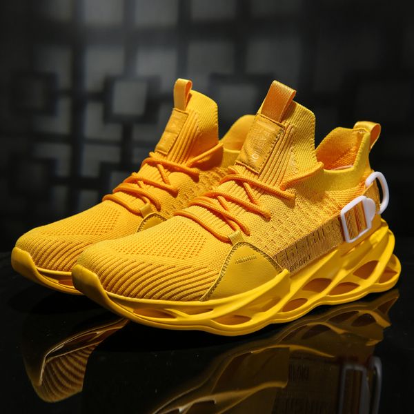 2020 new flying fabric men's super light running shoes, outdoor sports shoes, men's non-slip mesh walking sneakers
2020 new flying fabric men's super light running shoes, outdoor sports shoes, men's non-slip mesh walking sneakers