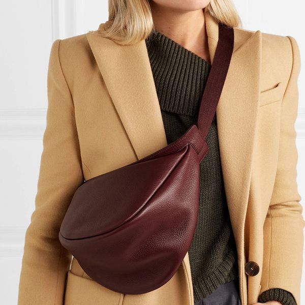 2020 spring woman new retro wide single strap zipper half moon pu leather chestbags women pu leather shoulder crossbody bags
2020 spring woman new retro wide single strap zipper half moon pu leather chestbags women pu leather shoulder crossbody bags