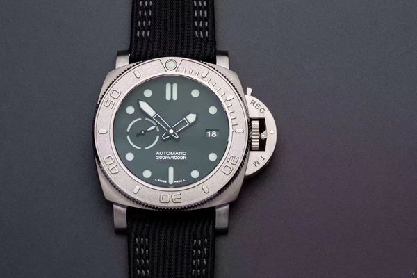 vs 984 reloj de lujo 47mm stereo digital collar resin fiber watch strap automatic mechanical movement watches designer watches, Slivery;brown
vs 984 reloj de lujo 47mm stereo digital collar resin fiber watch strap automatic mechanical movement watches designer watches, Slivery;brown