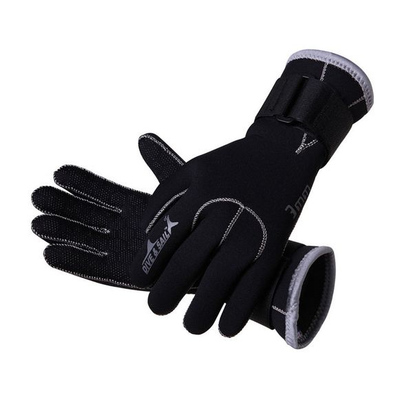 men and women swimming gloves neoprene with magic stick winter warm anti-slip diving gloves
men and women swimming gloves neoprene with magic stick winter warm anti-slip diving gloves