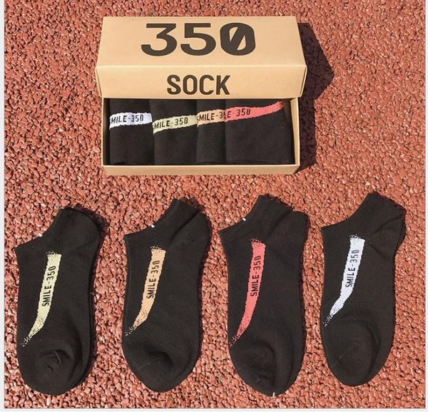 boxed high-quality cotton shallow-mouthed men's and women's sports trendy socks in autumn, Black
boxed high-quality cotton shallow-mouthed men's and women's sports trendy socks in autumn, Black