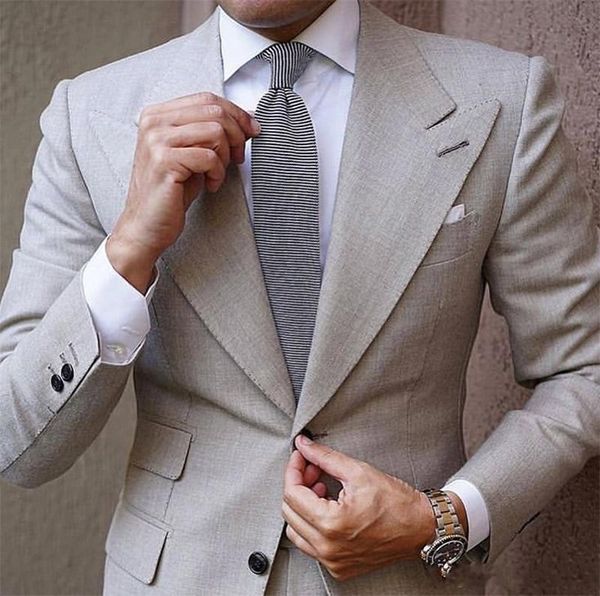 handsome wedding tuxedos 2019 peaked lapel slim fit mens suits groom tuxedos custom made formal prom suits ( jacket+pants), Black;gray
handsome wedding tuxedos 2019 peaked lapel slim fit mens suits groom tuxedos custom made formal prom suits ( jacket+pants), Black;gray