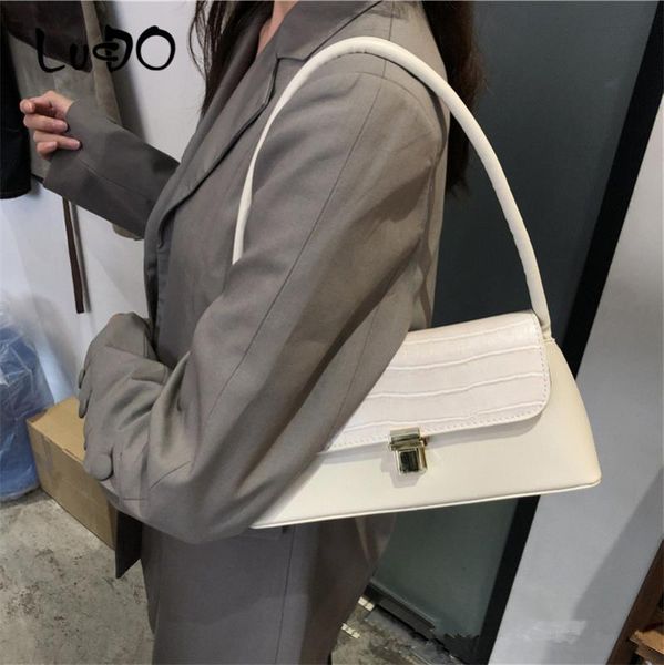 lucdo retro design baguette hand bags evening party leather handbags ladies casual simple underarm shoulder bags
lucdo retro design baguette hand bags evening party leather handbags ladies casual simple underarm shoulder bags