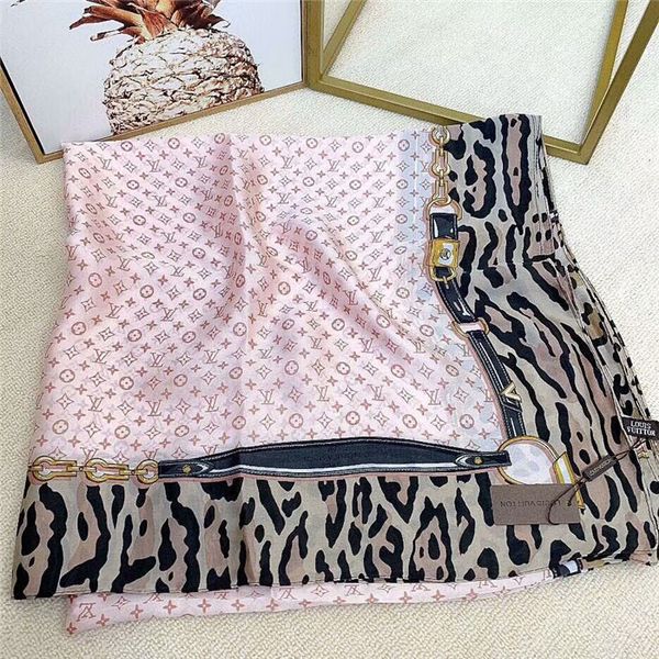 19 years of fashion new silk scarf classic leopard print standard silk scarf fashion brand female soft silk scarf size 190 * 80cm, Blue;gray
19 years of fashion new silk scarf classic leopard print standard silk scarf fashion brand female soft silk scarf size 190 * 80cm, Blue;gray