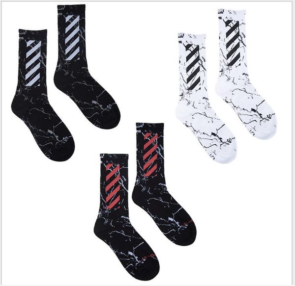 chaozhou socks korean version street skateboarding socks stripe sport men and women's long barrel pure cotton socks, Black
chaozhou socks korean version street skateboarding socks stripe sport men and women's long barrel pure cotton socks, Black