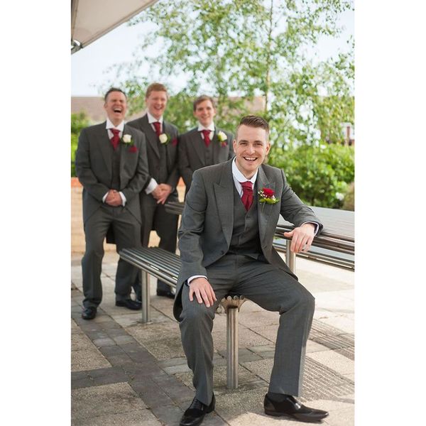 smoking grey tailcoat men wedding suit slim fit 3 piece groom mens tuxedo groomsmen suits custom prom blazer terno, White;black
smoking grey tailcoat men wedding suit slim fit 3 piece groom mens tuxedo groomsmen suits custom prom blazer terno, White;black