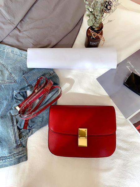 модельер роскошные женские сумки на ремне сумки смайлик пакет crossbody сумка из высококачественной натуральной кожи съемный плечевой ремень
модельер роскошные женские сумки на ремне сумки смайлик пакет crossbody сумка из высококачественной натуральной кожи съемный плечевой ремень