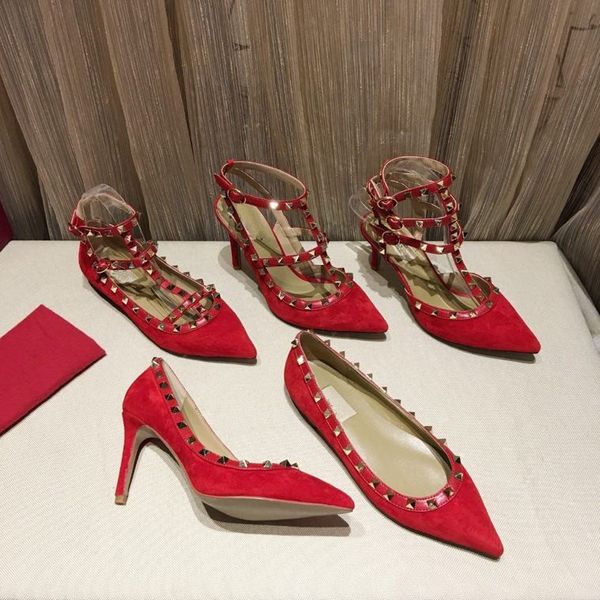 новая дизайнерская мода роскошные высокие каблуки для женщин партия свадьба обнаженные красные шипы острыми пальцами насосы днища платья обу, Red;white 
новая дизайнерская мода роскошные высокие каблуки для женщин партия свадьба обнаженные красные шипы острыми пальцами насосы днища платья обу, Red;white