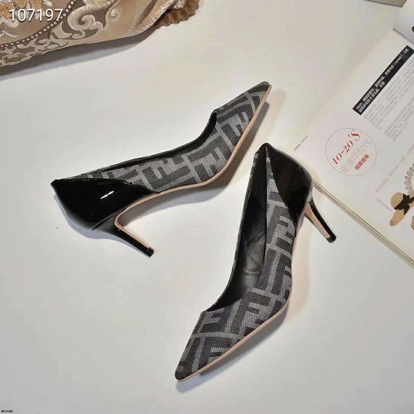 19ss новый хороший весна лето прозрачный насосы женщины сексуальные туфли на высоких каблуках дамы офис обувь женщина указал tacones, Black
19ss новый хороший весна лето прозрачный насосы женщины сексуальные туфли на высоких каблуках дамы офис обувь женщина указал tacones, Black