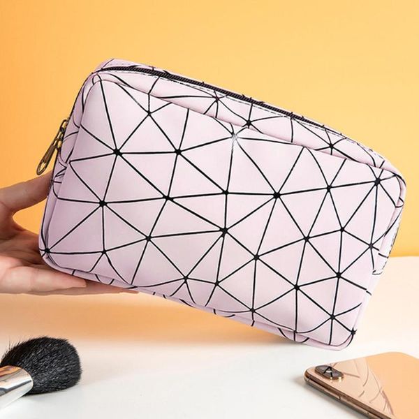 durable storage bag multi-function travel cosmetic bags geometric print makeup organizer case wash storage pouch
durable storage bag multi-function travel cosmetic bags geometric print makeup organizer case wash storage pouch