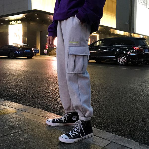 plus velvet pants men fashion solid color casual multi-pocket tooling pants man streetwear hip hop loose joggers sweatpants, Black
plus velvet pants men fashion solid color casual multi-pocket tooling pants man streetwear hip hop loose joggers sweatpants, Black
