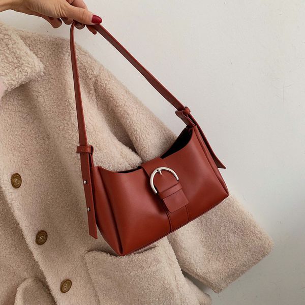 vintage female tote bag quality pu leather women's handbags baguette small handbag shoulder messenger bag women
vintage female tote bag quality pu leather women's handbags baguette small handbag shoulder messenger bag women
