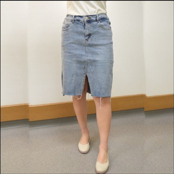 new summer women midi skirt 2020 elegant luxury retro knee-length oversized skirts womens solid slim a-line denim skirt fw566, Black
new summer women midi skirt 2020 elegant luxury retro knee-length oversized skirts womens solid slim a-line denim skirt fw566, Black