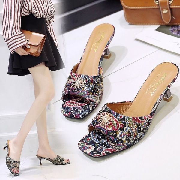 color women's shoes new sandals female summer slippers open toe female drag breathable summer drag thin heel wild heel, Black
color women's shoes new sandals female summer slippers open toe female drag breathable summer drag thin heel wild heel, Black