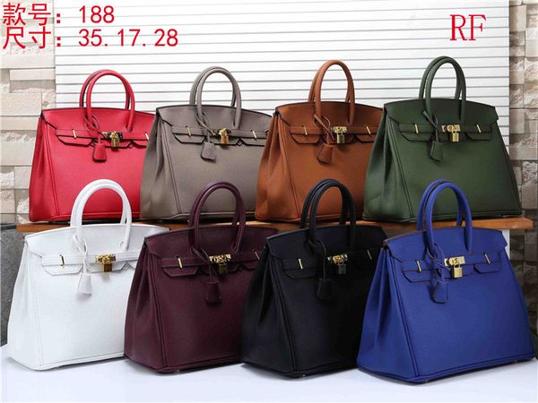 2019 new hot tide simple flow comfortable personality PU bag simple fashion wild shoulder slung handbag
2019 new hot tide simple flow comfortable personality PU bag simple fashion wild shoulder slung handbag