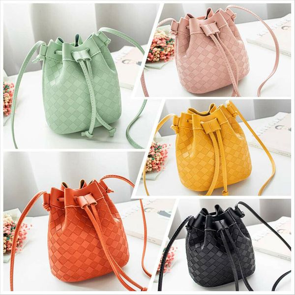 luxury handbags women bags designer fashion women leather shoulder crossbody bag lady casual bucket bag handbag tote
luxury handbags women bags designer fashion women leather shoulder crossbody bag lady casual bucket bag handbag tote