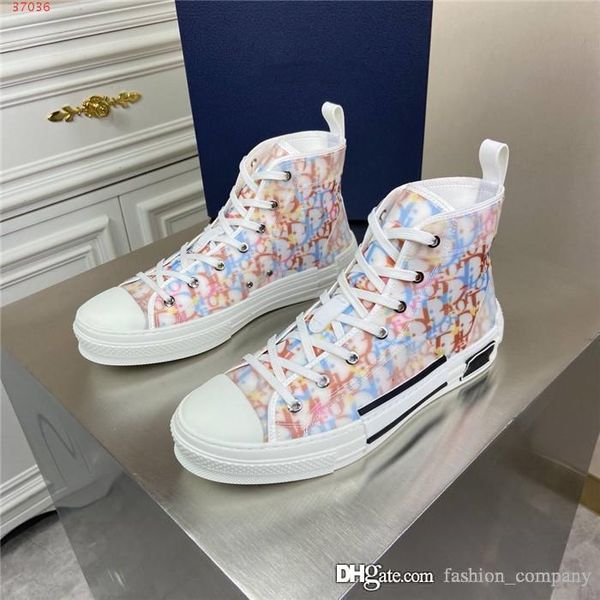 men and women, this elegant monogram casual sneaker has a high sock and a flat mountain jogging sneaker, Black
men and women, this elegant monogram casual sneaker has a high sock and a flat mountain jogging sneaker, Black