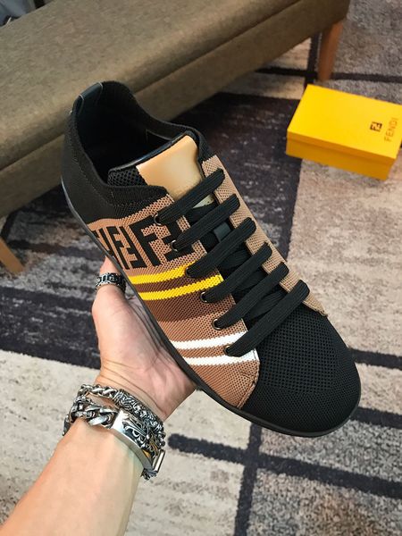 2020 design luxury platform men women casual shoes 3m reflective back white gloden leather lace up ourdoor trainer fashion chaussure, Black;red
2020 design luxury platform men women casual shoes 3m reflective back white gloden leather lace up ourdoor trainer fashion chaussure, Black;red