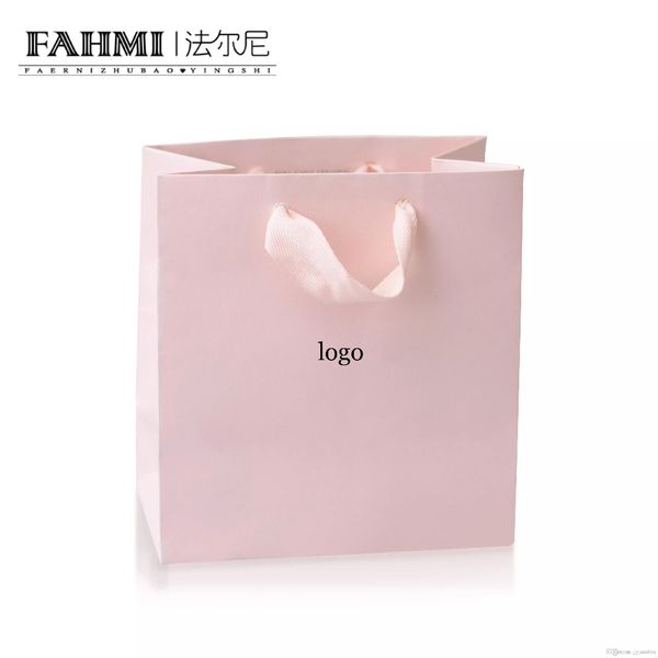 fahmi classic generous sweet fashion jewelry protective bag gift bag peripheral products factory direct sales, Black;white
fahmi classic generous sweet fashion jewelry protective bag gift bag peripheral products factory direct sales, Black;white