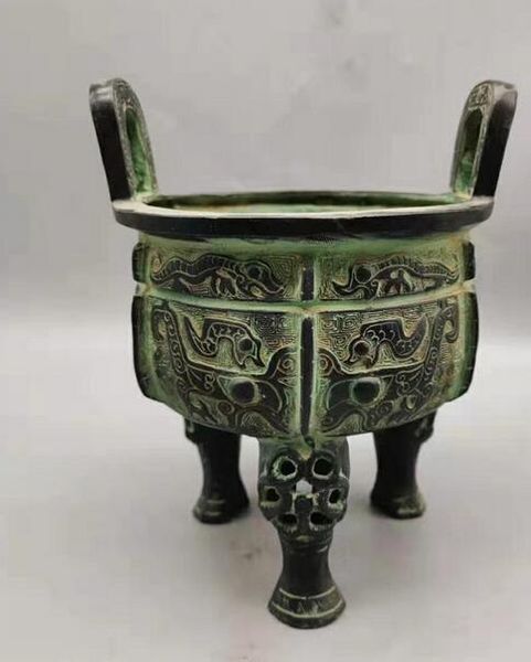 antique bronze three-legged round tripod animal face tripod incense burner small decoration three kingdoms qin and han xiaoding home living
antique bronze three-legged round tripod animal face tripod incense burner small decoration three kingdoms qin and han xiaoding home living