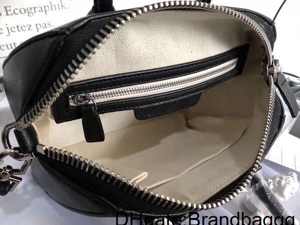 newset fashion women classic handbag antigona mini tote duffel bag with silver hardware women handbag crossbody shoulder bag
newset fashion women classic handbag antigona mini tote duffel bag with silver hardware women handbag crossbody shoulder bag